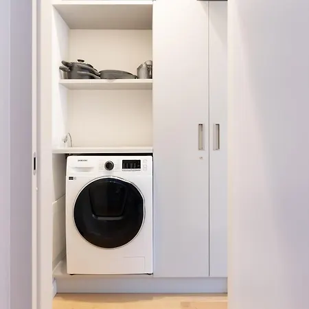 Appartement Center - Modern With Parking *